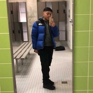 Meet your Posher, Joell